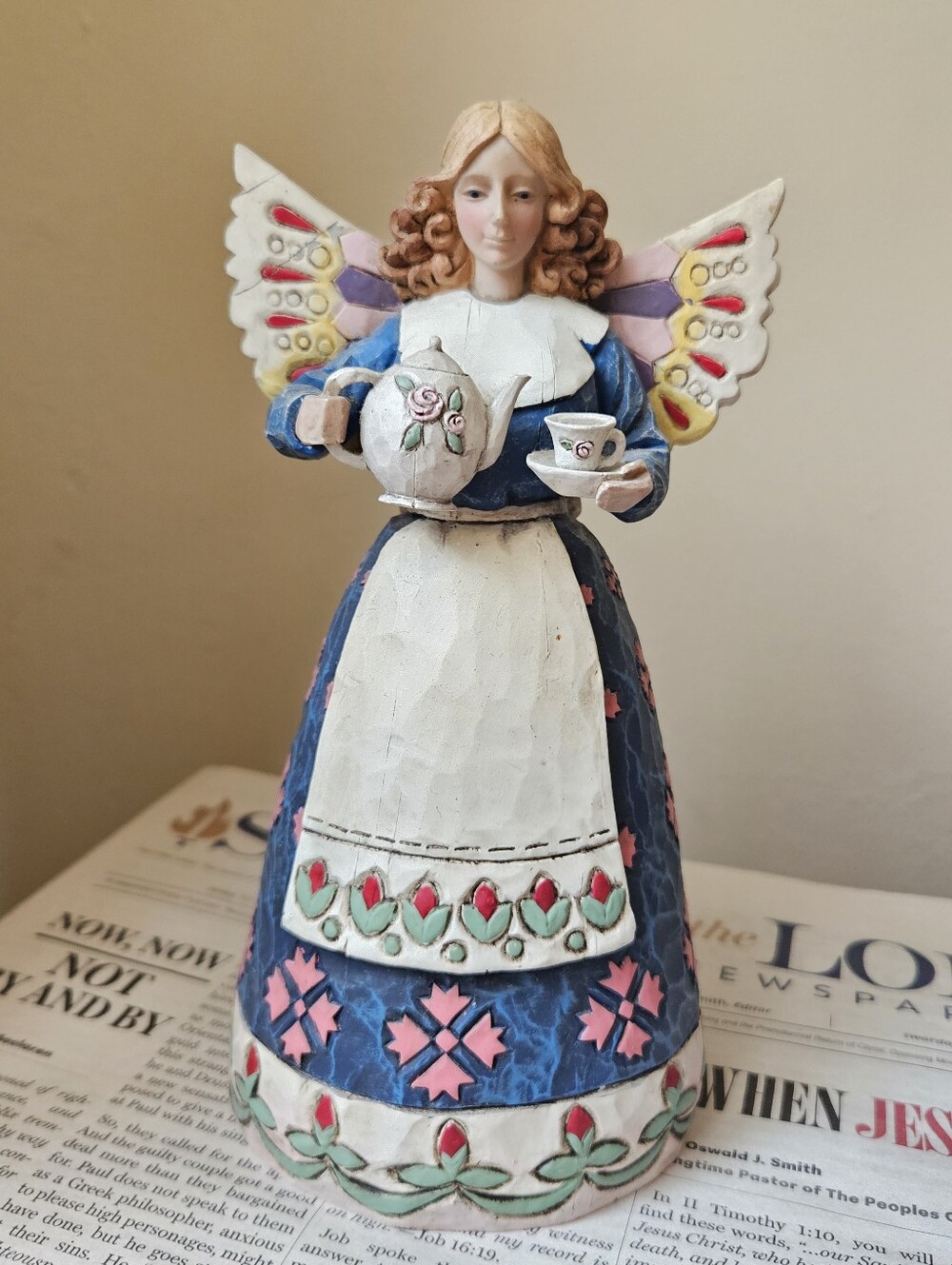 Jim Shore "Angel of Hospitality" Figurine With Teapot & Tea Cup